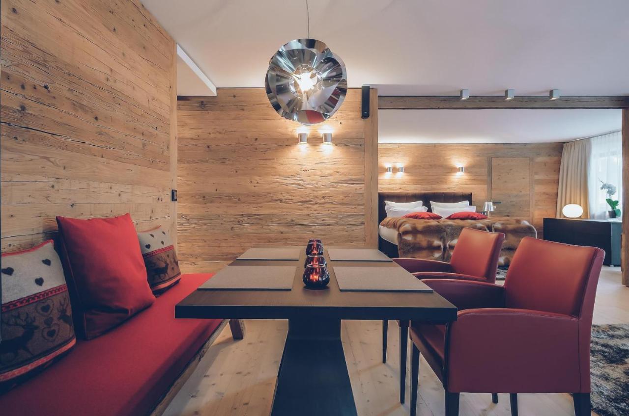 Elizabeth Arthotel Adults Only 이스크글 외부 사진