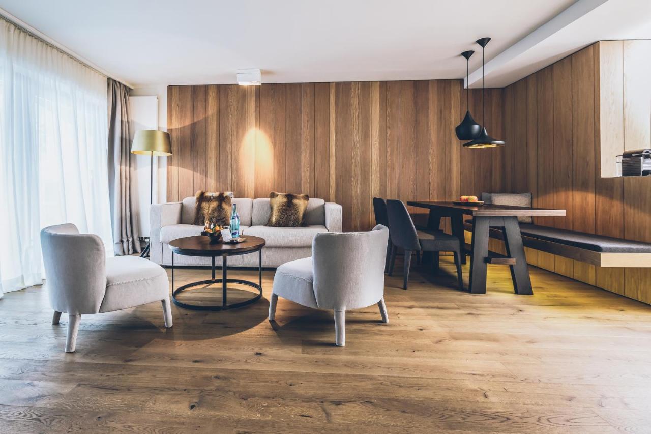 Elizabeth Arthotel Adults Only 이스크글 외부 사진